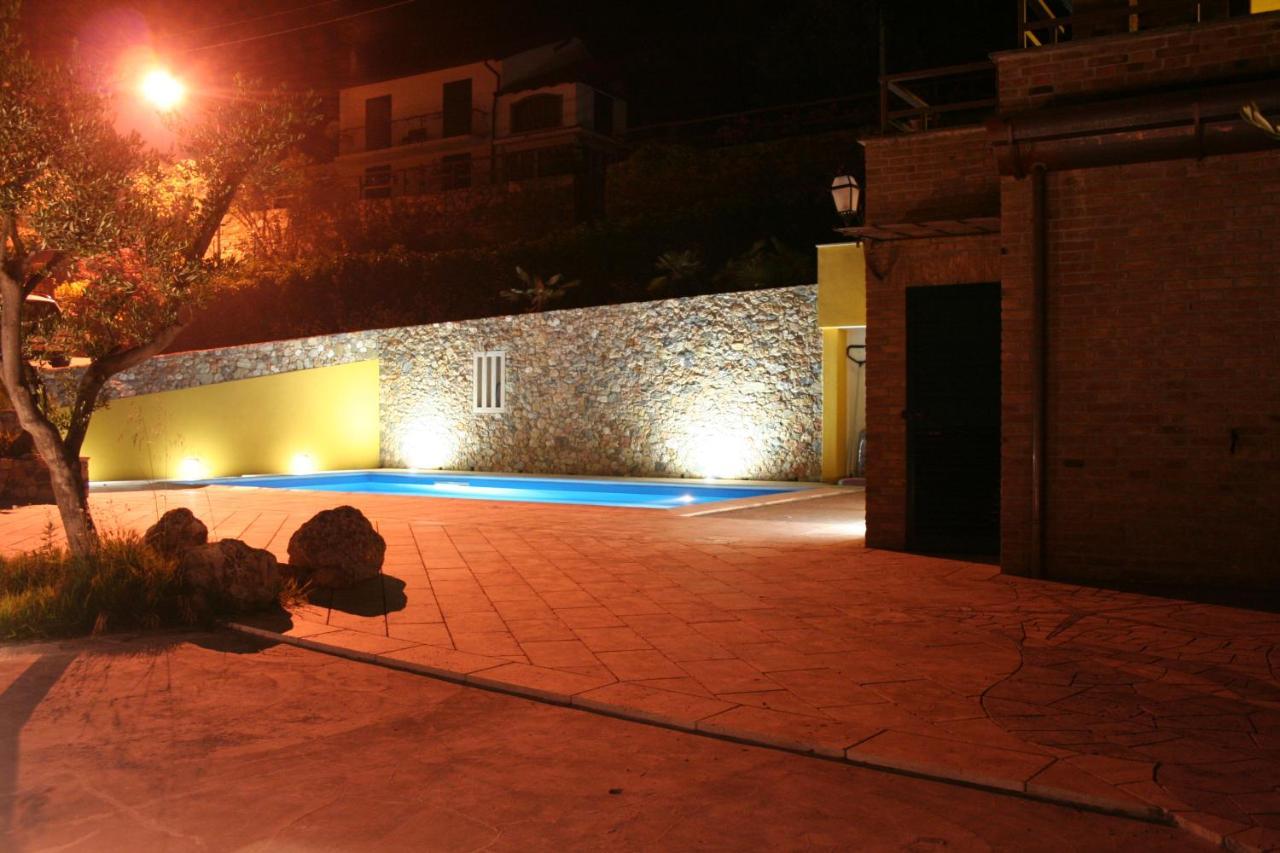 Villa Pina Magliolo Екстериор снимка
